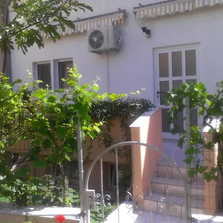 伊娃公寓酒店 公寓 普拉